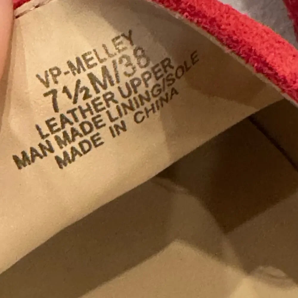 Vince Camuto Red Suede Shoes sz 7.5 VP Melley Pointed Toe Flats - Picture 3 of 7